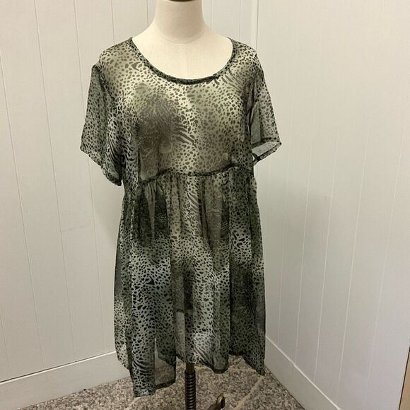 Vintage Susan Miller Women's One Size Grey White Animal Print Swim Cover up - Picture 1 of 12